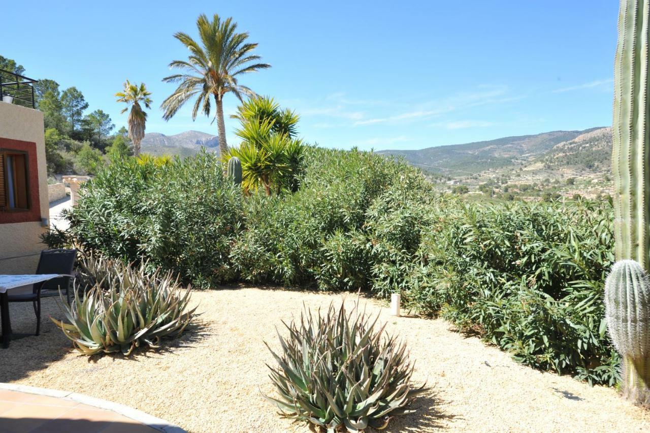 Finca El Almendral Relleu Екстериор снимка